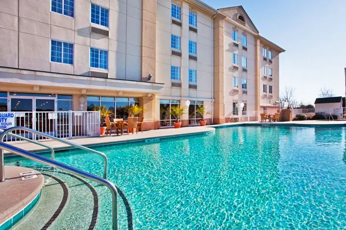 The outdoor pool and sun terrace beside the hotel at Broadway at the Beach