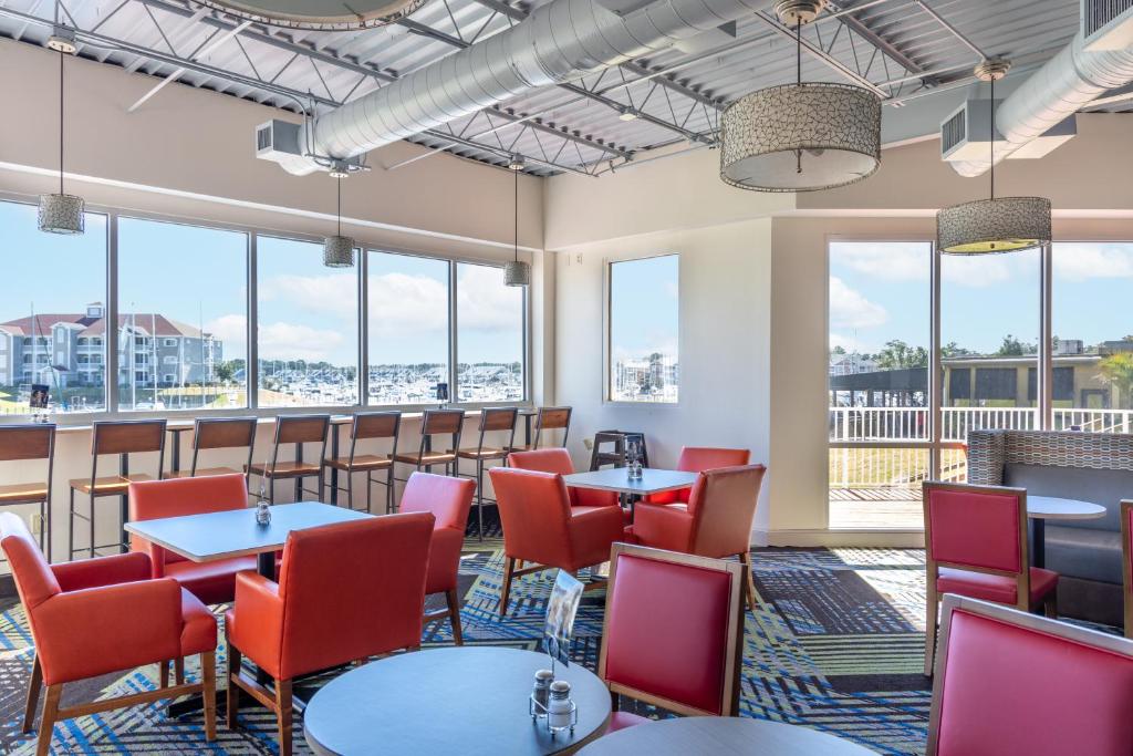 The breakfast room at the Holiday Inn Express in Little River, with windows over the marina